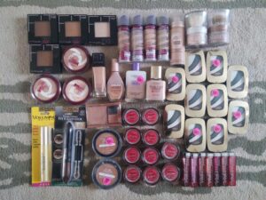 ¡Obtén los mejores precios en maquillaje al por mayor en Santiago! Descubre nuestra amplia selección y aumenta tus ganancias. ¡Entra ya!