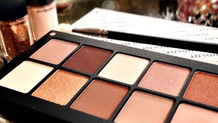 ¡Descubre la mejor selección de maquillaje al por mayor en Chile!