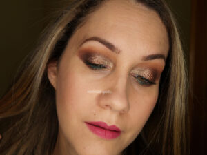 Descubre lo mejor del maquillaje Anastasia en Cuenca y luce radiante. ¡Entra ahora y consigue un look irresistible!