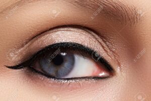 Descubre los secretos del maquillaje árabe: realza tu Belleza con estilo exótico