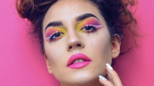 Descubre el arte del maquillaje artístico en El Salvador