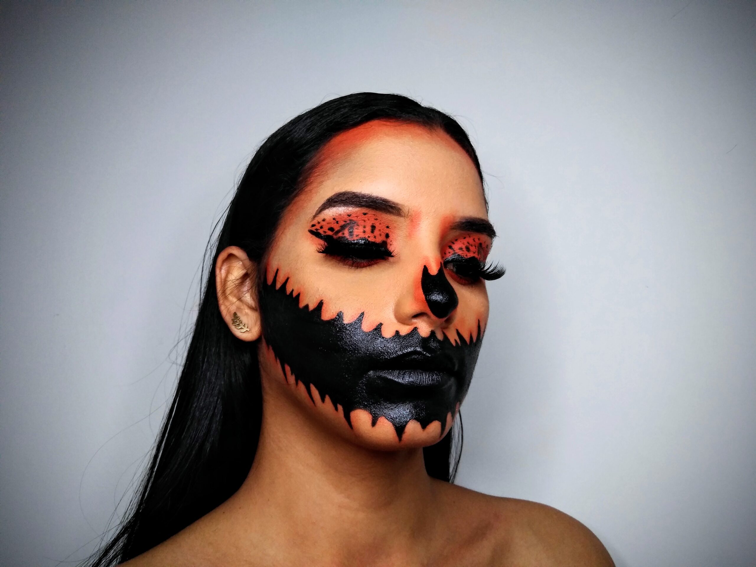 Maquillaje artístico Halloween en Bucaramanga: ¡Transforma tu look con estilo!