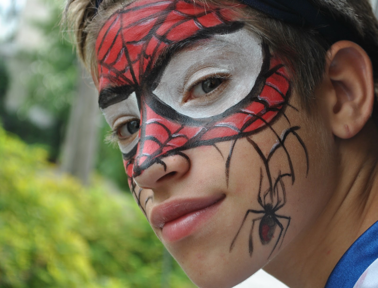 Descubre ideas para maquillaje artístico infantil y diviértete pintando caritas.