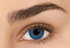 Descubre el encanto del maquillaje azul brillante – Saca a relucir tu estilo con nuestra selección de tonos deslumbrantes.