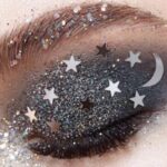 Descubre el encanto del maquillaje azul danza y deslumbra con tu mirada