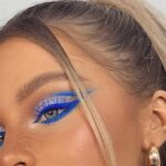 Transforma tu look con el maquillaje azul más impactante y moderno