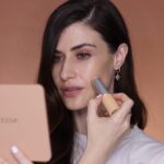 Descubre las características del maquillaje Benefit: ¡realza tu Belleza!