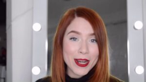 Descubre el maquillaje blanco Kryolan: perfecto para crear looks impactantes y profesionales.
