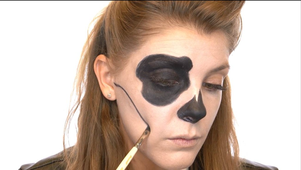 Descubre el mejor maquillaje para un look de cadáver – ¡Impactante y realista!