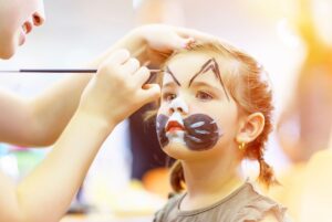 Logra el look de la bruja de Blancanieves: maquillaje impactante y mágico
