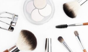Encuentra maquillaje asequible para tu boda y luce radiante