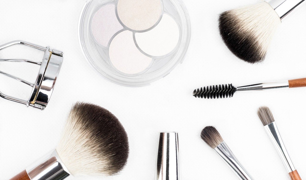 Encuentra maquillaje asequible para tu boda y luce radiante