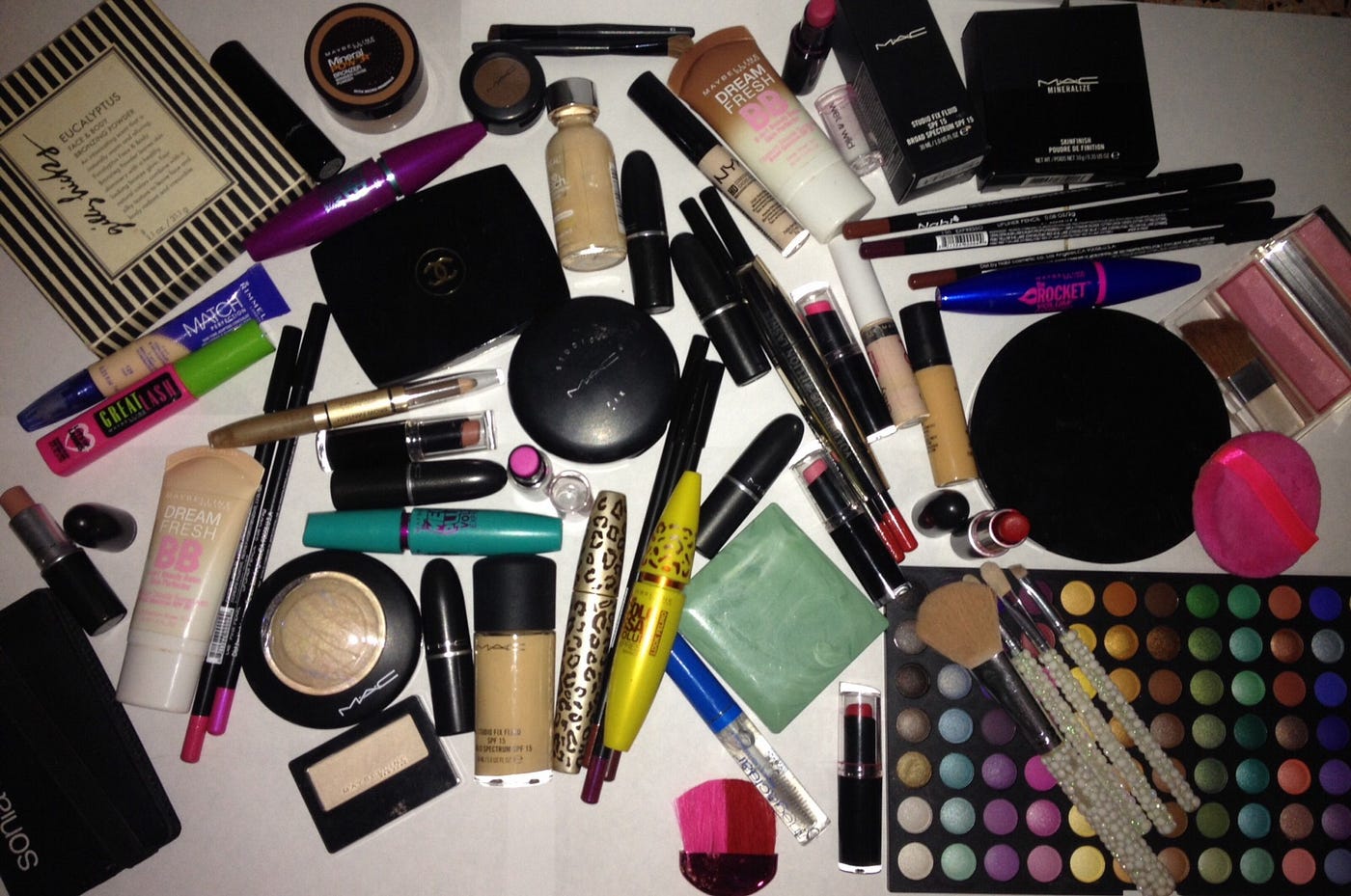 Descubre el mejor maquillaje Clarel para lucir radiante – ¡Entra y sorpréndete!
