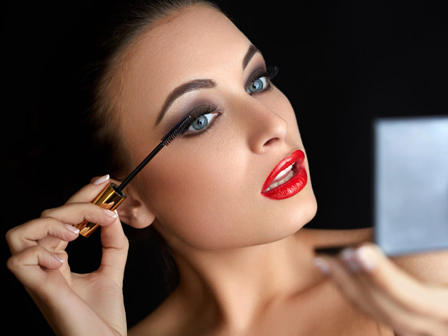 Obtén un maquillaje de larga duración al Bellezar por mayor