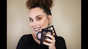 Descubre todo sobre Mac Makeup en Wikipedia – La guía completa con información de productos, tutoriales y más. Perfecto para los amantes del maquillaje.