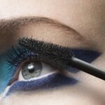 Consigue un look impactante con maquillaje de ojos gris – Descubre cómo resaltar tu mirada con estilo y elegancia.