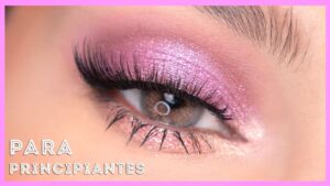 Logra unos ojos irresistibles con nuestro maquillaje de ojos lindos.