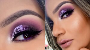 Consigue un look impresionante con maquillaje de ojos morado. Aprende a resaltar tu mirada con estos sencillos pasos. Perfecto para amantes del maquillaje y aficionados a los tonos morados.