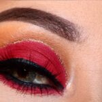Descubre el arte del maquillaje de ojos rojo para un look impactante y seductor.