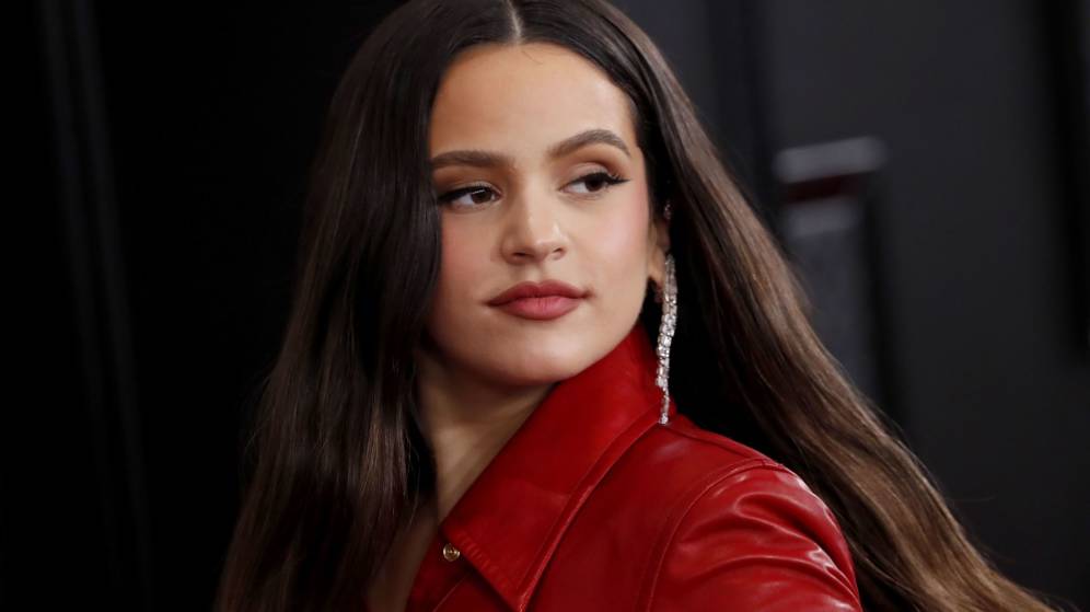 Descubre el maquillaje de Rosalía y resalta tu estilo con elegancia