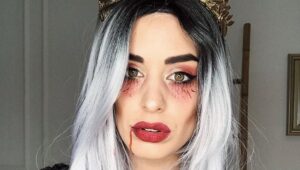 Transforma tu look con el mejor maquillaje de vampiro. ¡Descubre cómo lograr un estilo único y aterrador con nuestros productos! Perfecto para amantes del terror y fiestas temáticas de Halloween. Haz clic aquí para obtener un look de vampiro impactante.