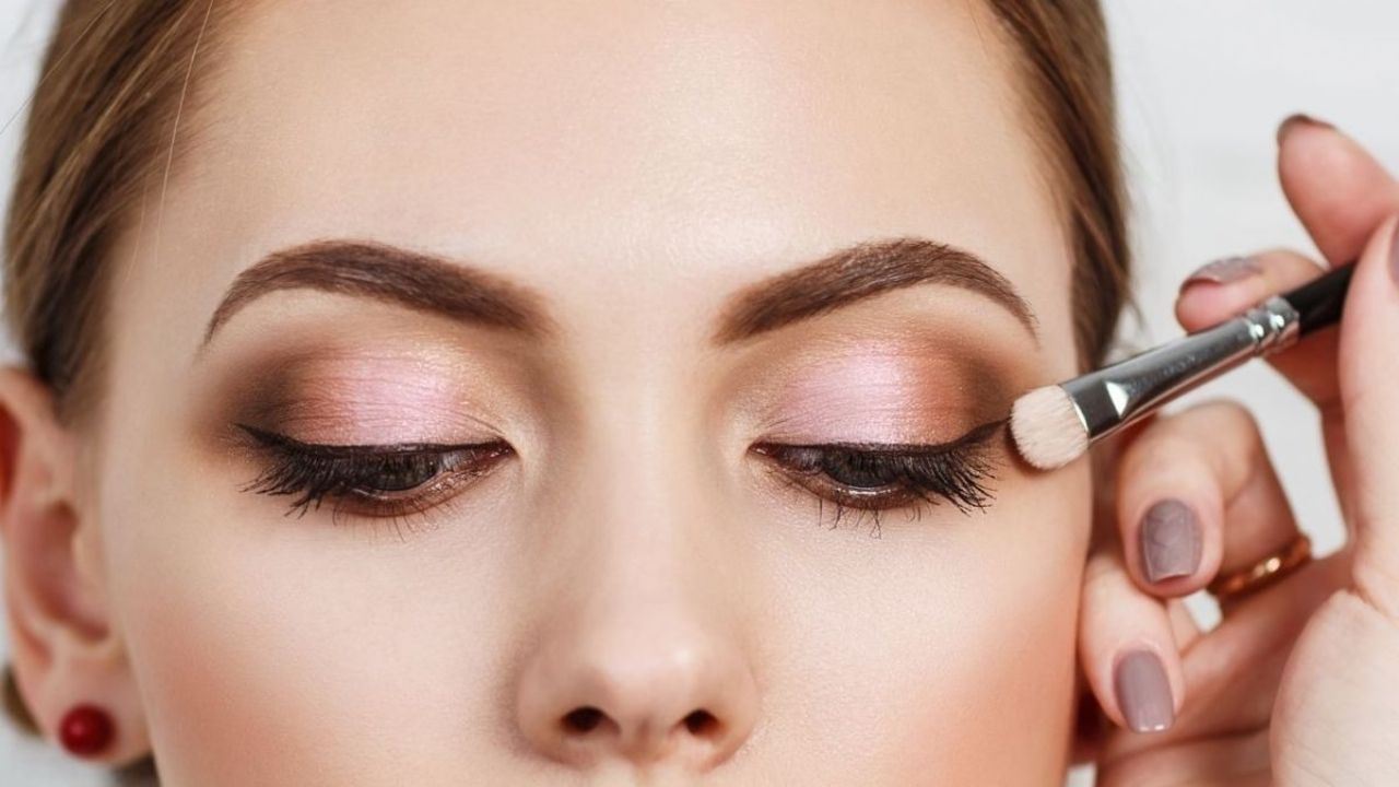 Descubre los mejores trucos de maquillaje para resaltar tu Belleza