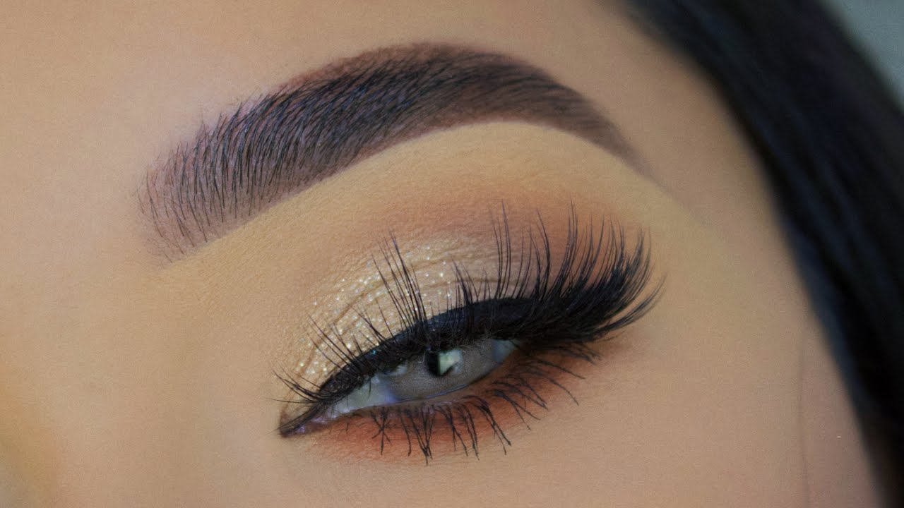 Descubre cómo lograr un maquillaje elegante y fácil en solo minutos