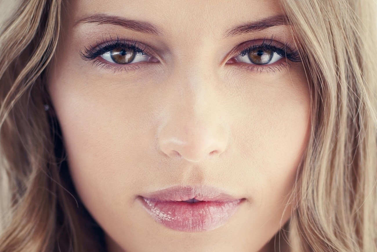 Descubre el maquillaje elegante que resaltará tu Belleza