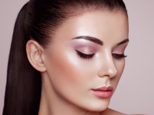 Descubre el maquillaje ideal para ocasiones formales y deslumbra con elegancia y estilo. ¡Ingresa ahora!