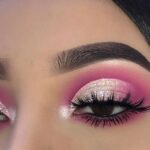 Encuentra el maquillaje perfecto para complementar tu vestido rosa palo