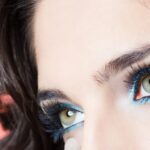 Descubre el increíble maquillaje en tonos azules para resaltar tu Belleza.