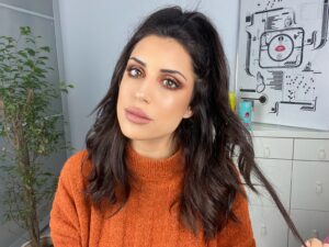 Descubre la Belleza natural con maquillaje en tonos tierra