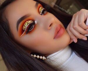 Descubre el mágico maquillaje con Arabian Nights y deslumbra.