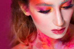 Descubre los secretos del maquillaje facial para lucir radiante y hermosa