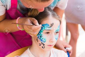 Maquillaje para niñas: ¡Diviértete en tu fiesta con looks increíbles!