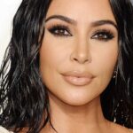 Descubre los secretos del maquillaje Kardashian y luce como una estrella.