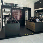 Descubre los mejores productos de maquillaje MAC en Ecuador.