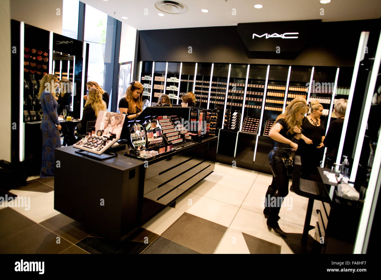 Encuentra el mejor precio de maquillaje MAC en Liverpool