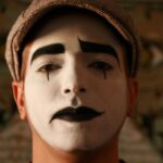 Descubre el maquillaje mimo para hombres: expresión artística y estilo propio.