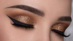 Descubre el maquillaje natural perfecto para invitadas de boda: ¡resalta tu Belleza sin perder naturalidad!