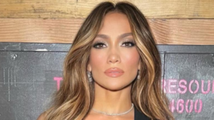 Descubre el secreto del maquillaje natural JLo para un look radiante