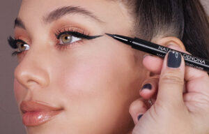 Descubre cómo lucir un maquillaje natural para una boda de noche