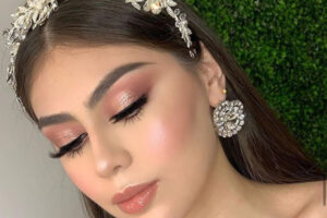 Descubre el maquillaje natural perfecto para tus XV años