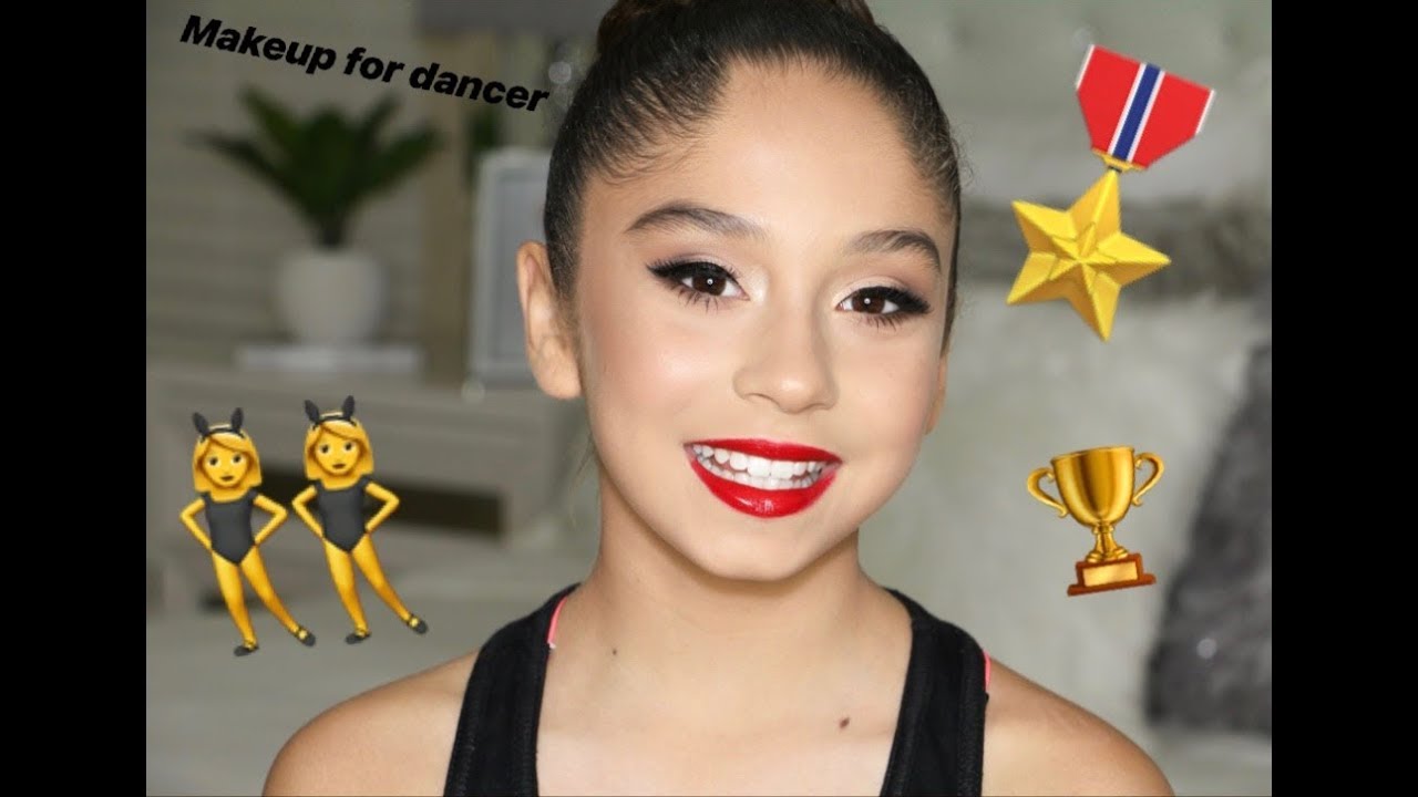Encuentra el maquillaje perfecto para el baile de las niñas