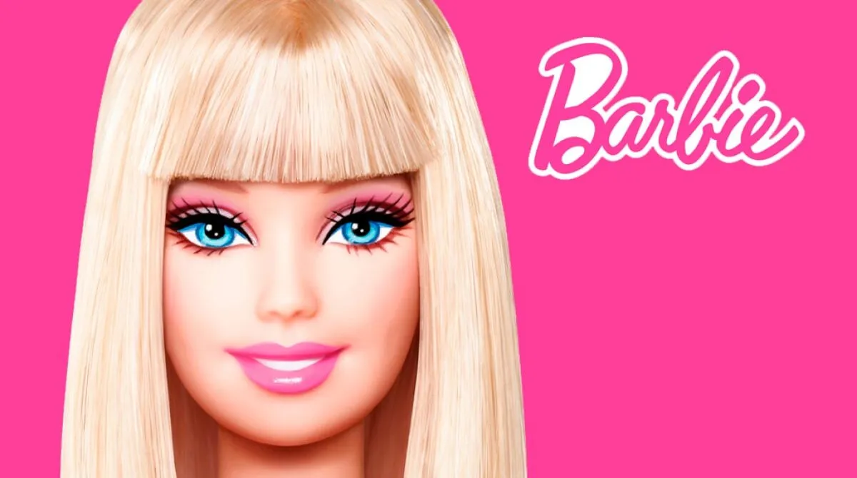 Aprende a hacer maquillaje para Barbie con foami