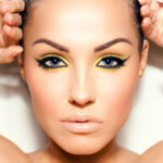Descubre los secretos del maquillaje para ojos aesthetic y realza tu Belleza con estilo y elegancia.