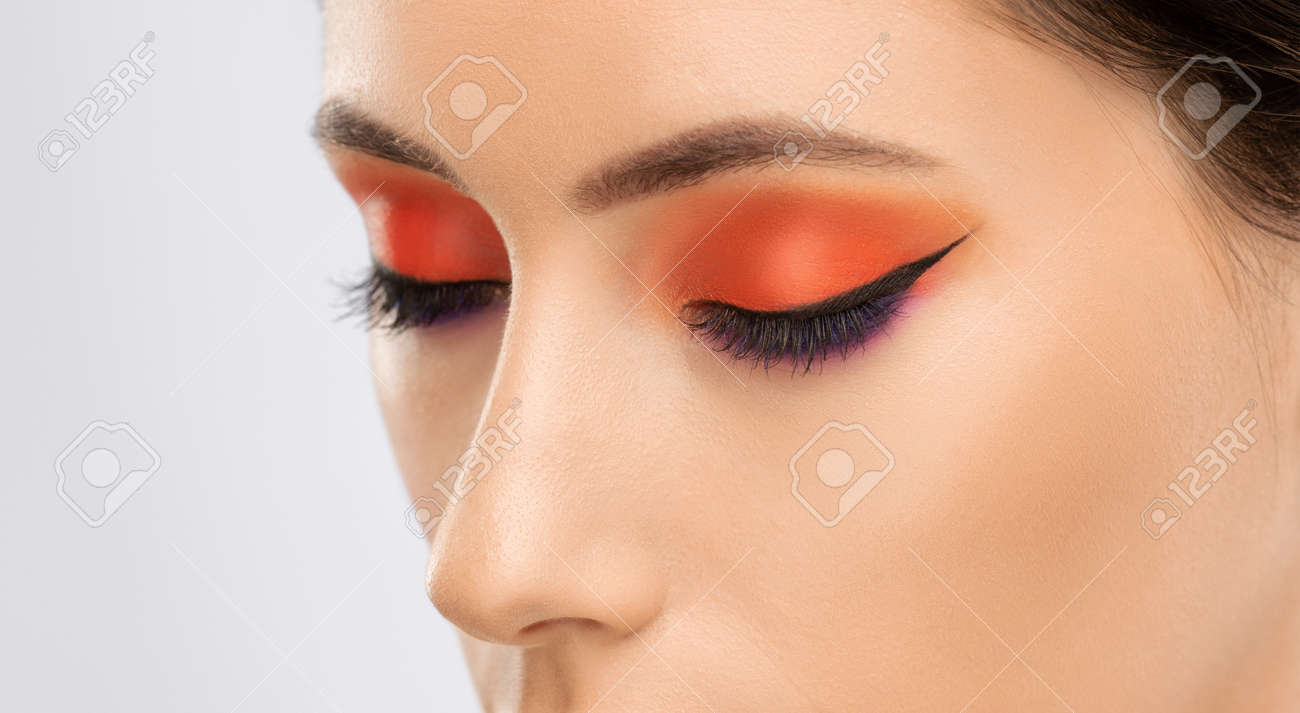 Descubre la mejor maleta de maquillaje profesional para lucir impecable