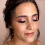 Aprende maquillaje profesional en Barcelona. Descubre los secretos del maquillaje con nuestro curso especializado. ¡Haz clic aquí y transforma tu carrera!