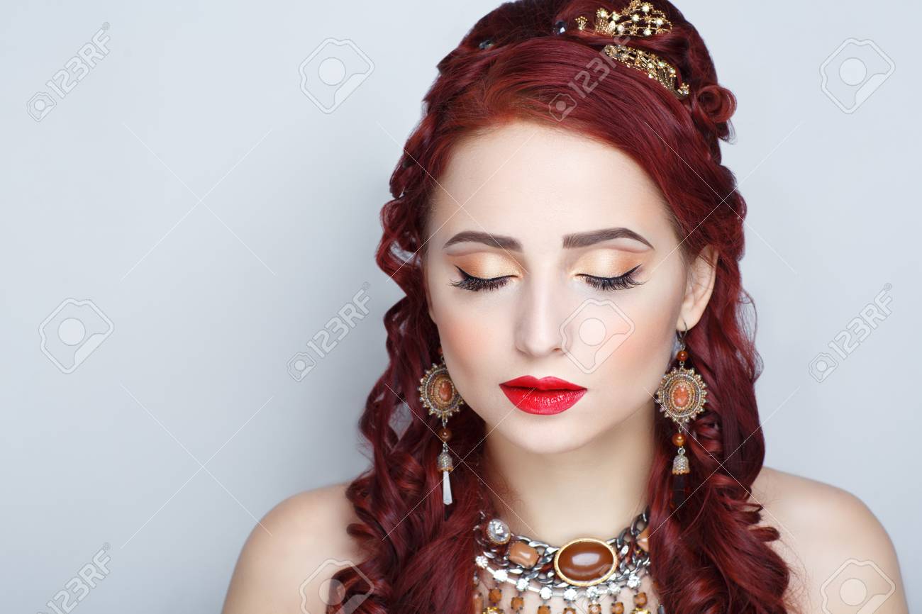 Descubre los mejores tips: Pasos para Maquillaje – ¡Luce radiante y resalta tu Belleza!