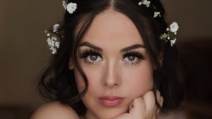 Descubre el estilo retro con el maquillaje Nancy años 70